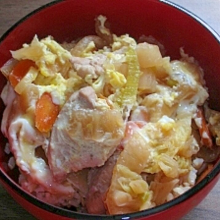 鶏鍋の残りで♪主婦の簡単一人ランチ「親子丼」 